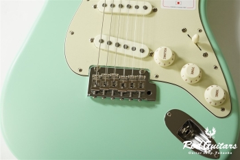 MADE IN JAPAN JUNIOR COLLECTION STRATOCASTER - Satin Surf Green